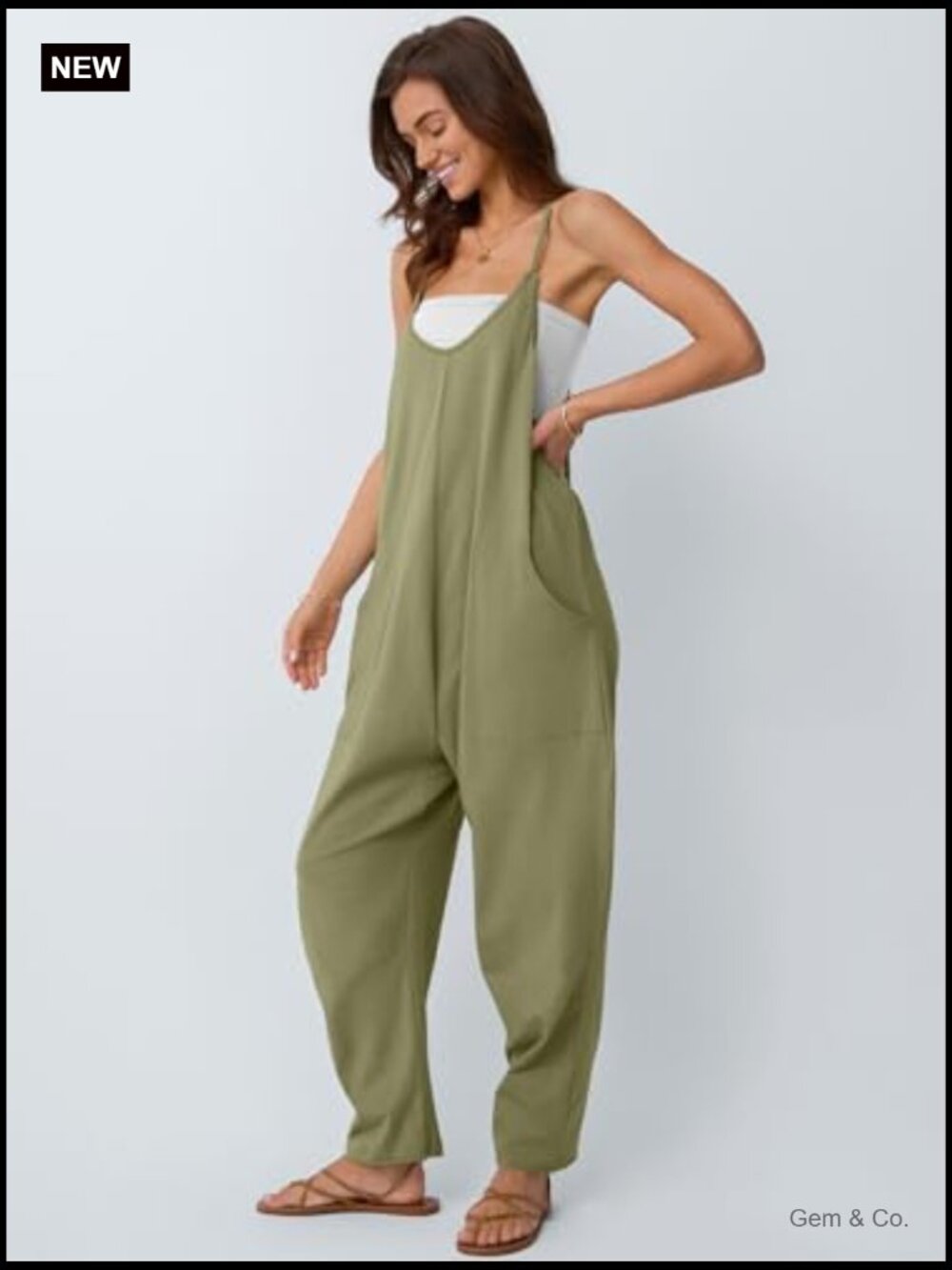 Casual Summer Jumpsuit Romper With Pockets Loose Fit V-Neck - Picture 3 of 6